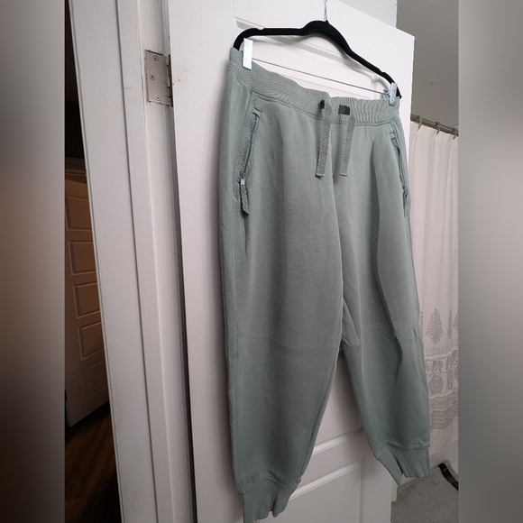 Kirkland sweatpants sage - Picture 1 of 2